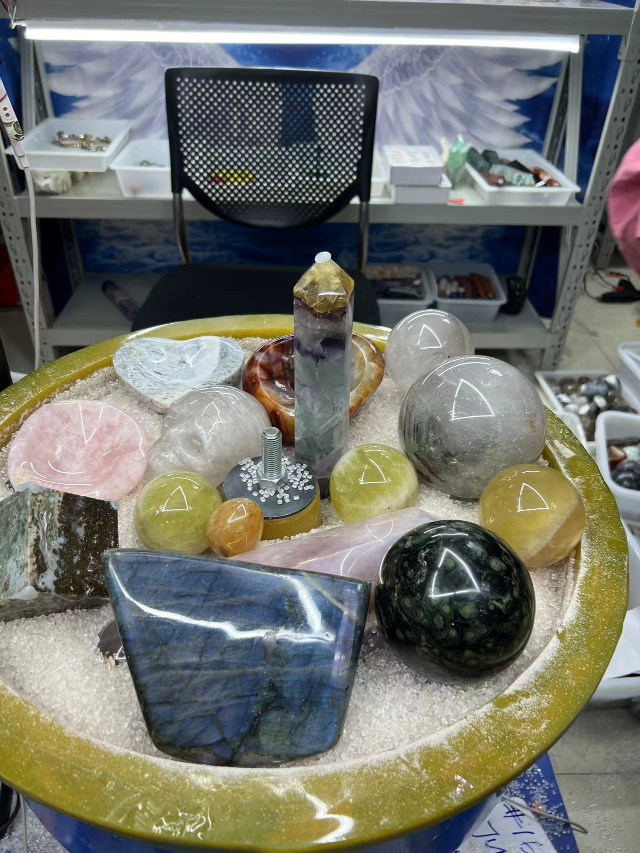crystal scoop OUT USA