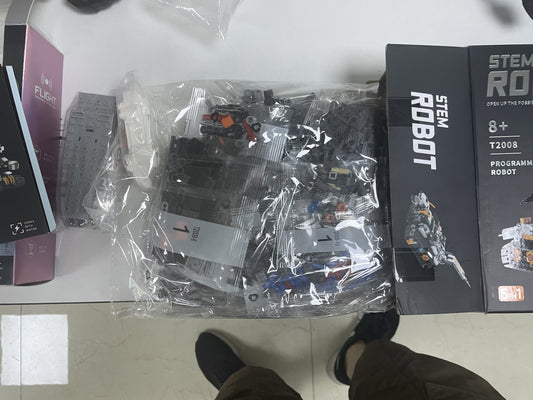 Five-in-one multi-change assembly remote control building blocks