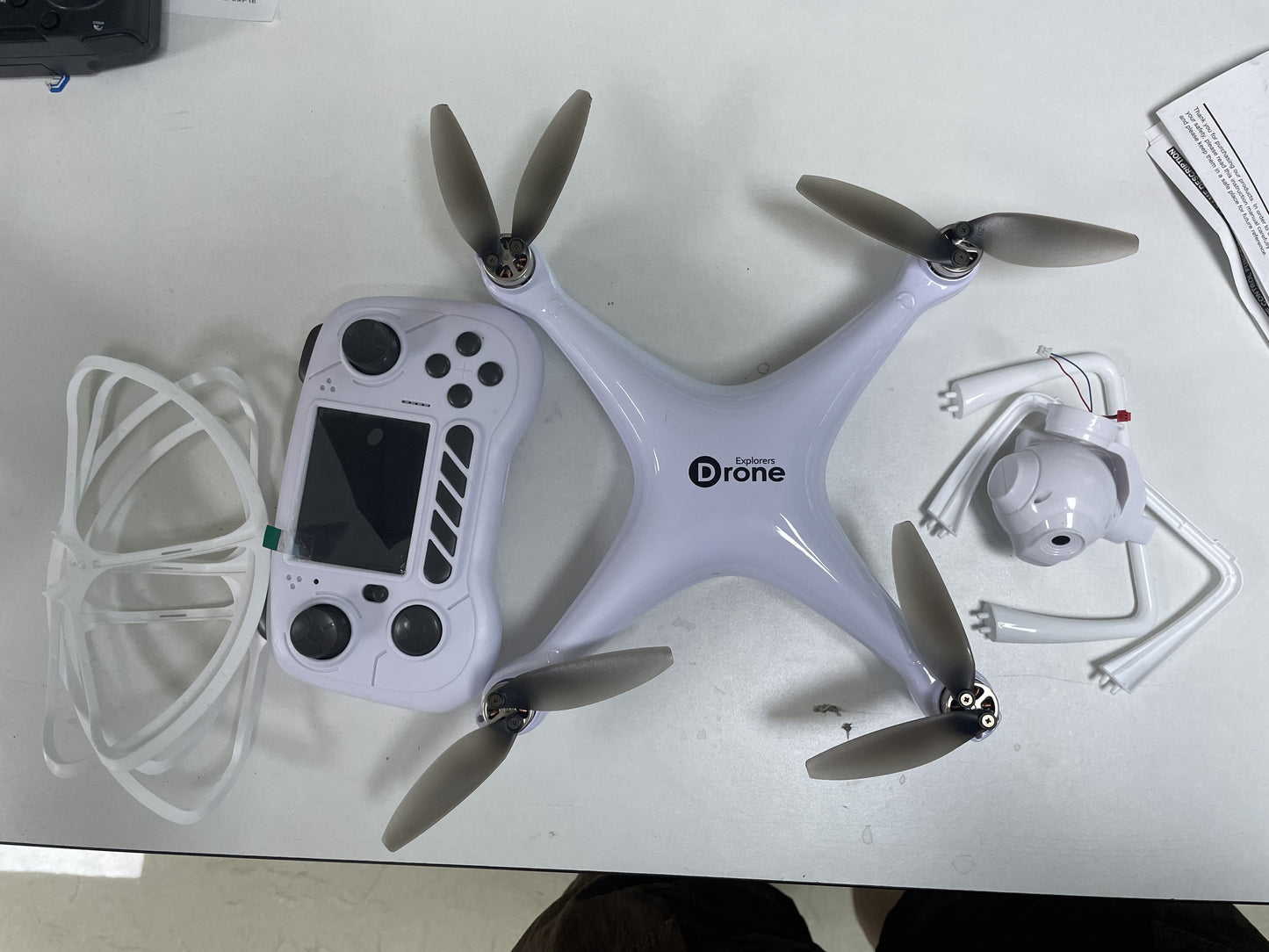 x83F 4-axis aircraft with camera for real-time transmission and WIFI connection