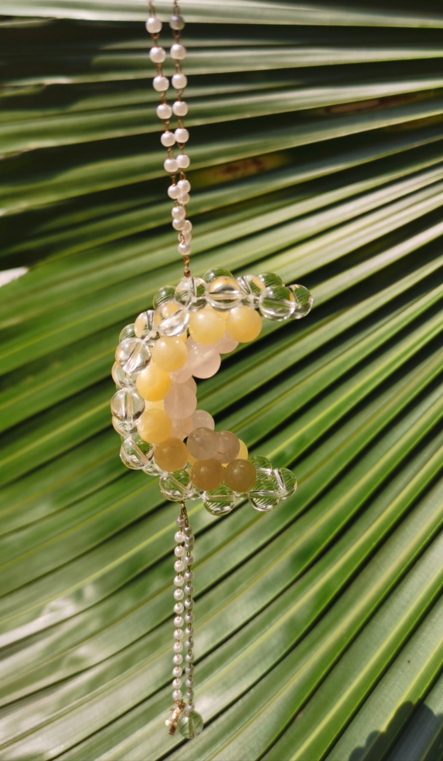 #P07 Moon Hanging